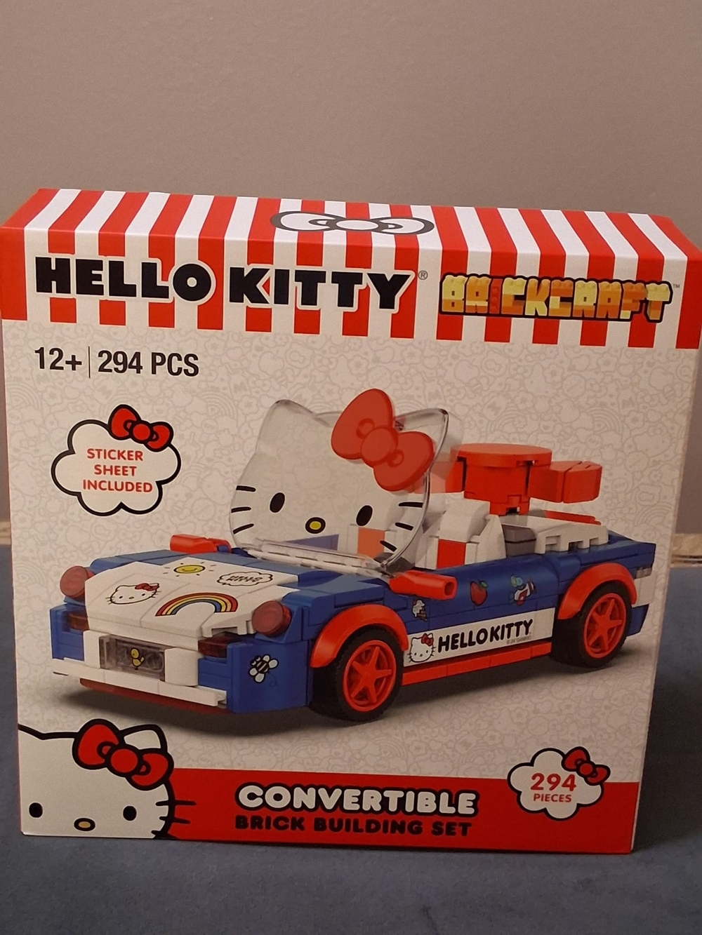 Hello Kitty Blue, Red & White Convertible Brick Car Building Set